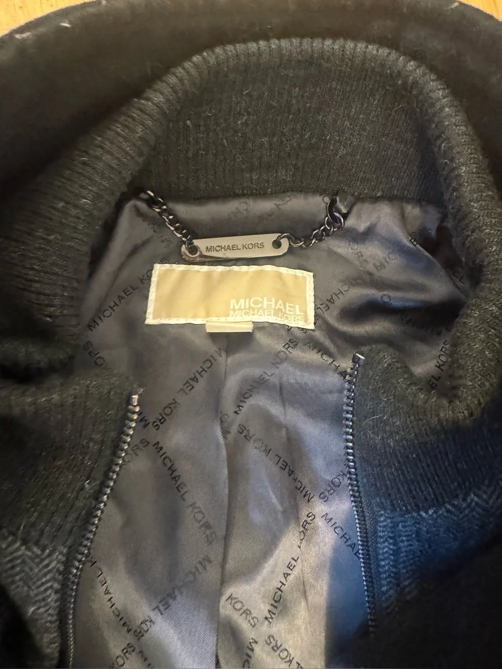 Michael Kors classic black